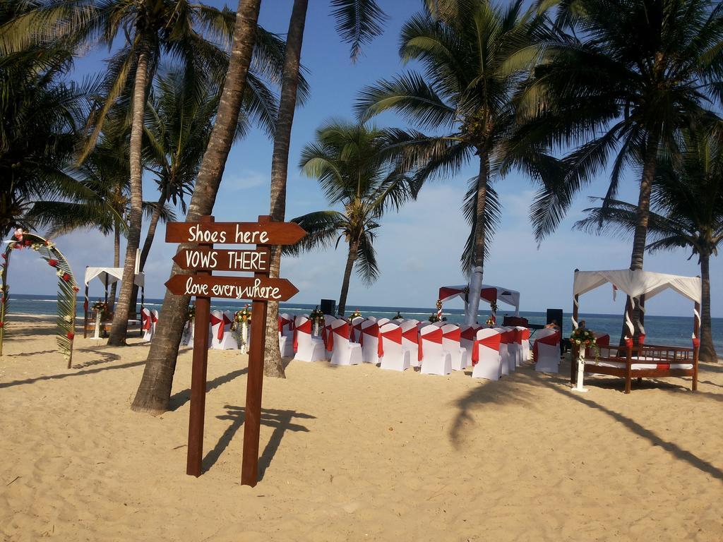 Amani Tiwi Beach Resort Exterior photo